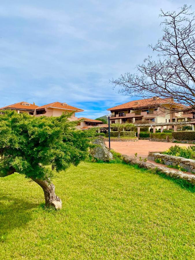 Cala Reale Rooms Marinella 马里内拉 外观 照片