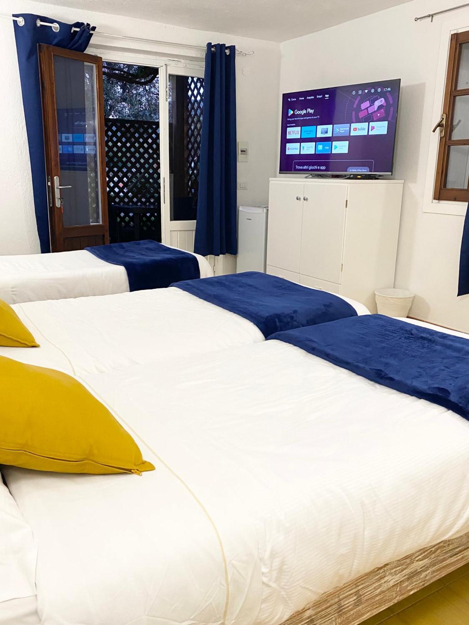 Cala Reale Rooms Marinella 马里内拉 外观 照片
