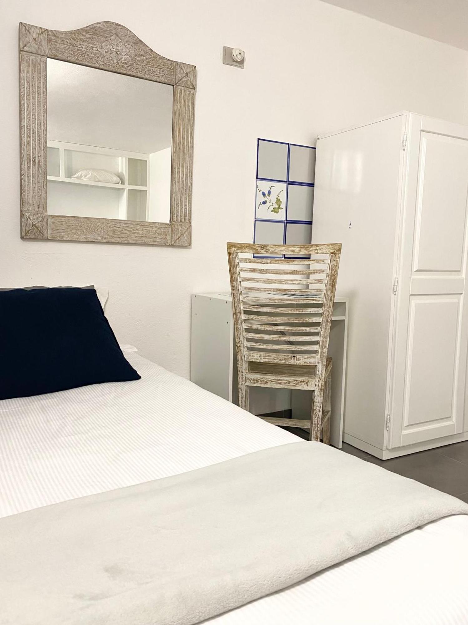 Cala Reale Rooms Marinella 马里内拉 外观 照片