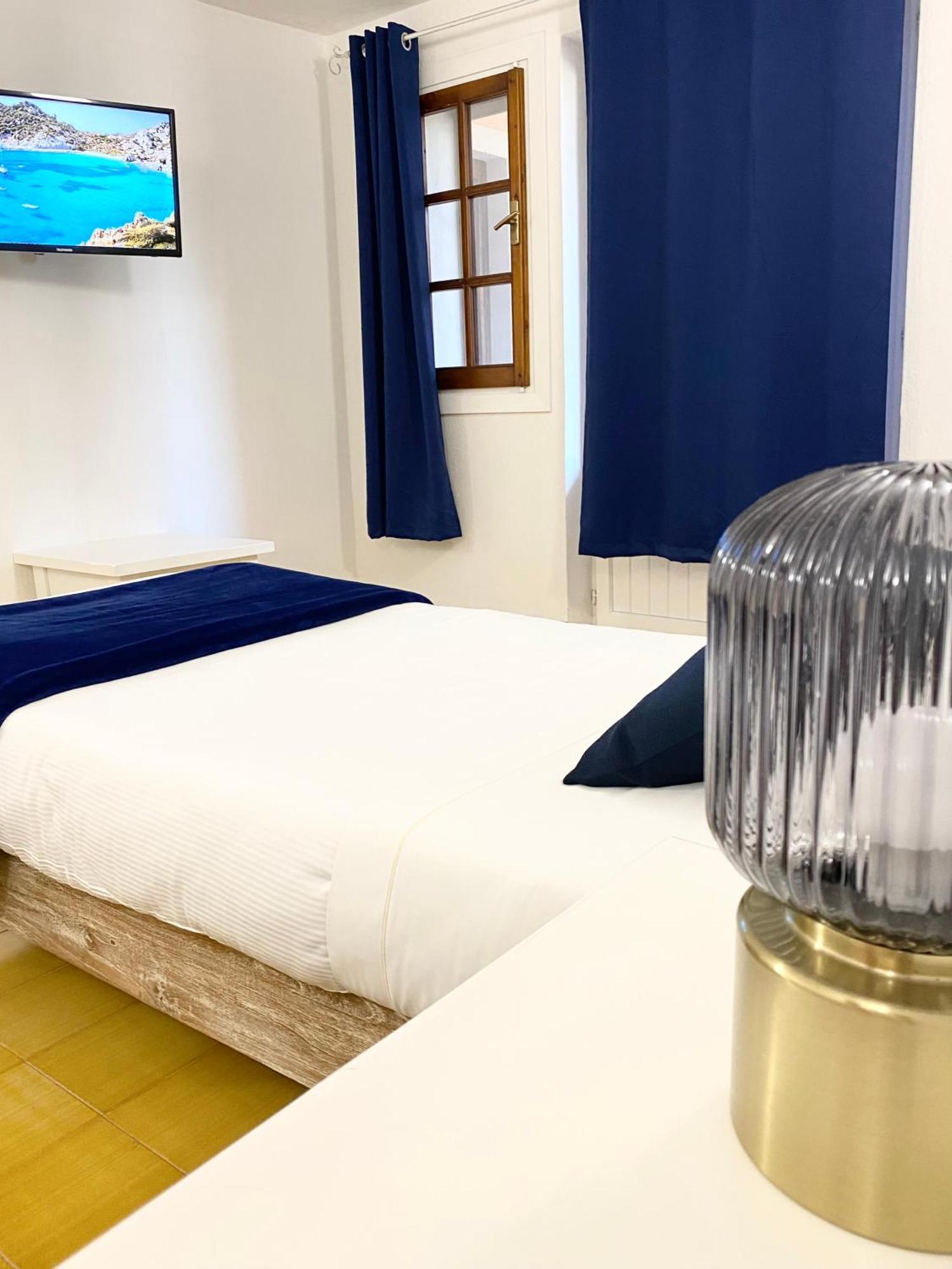 Cala Reale Rooms Marinella 马里内拉 外观 照片
