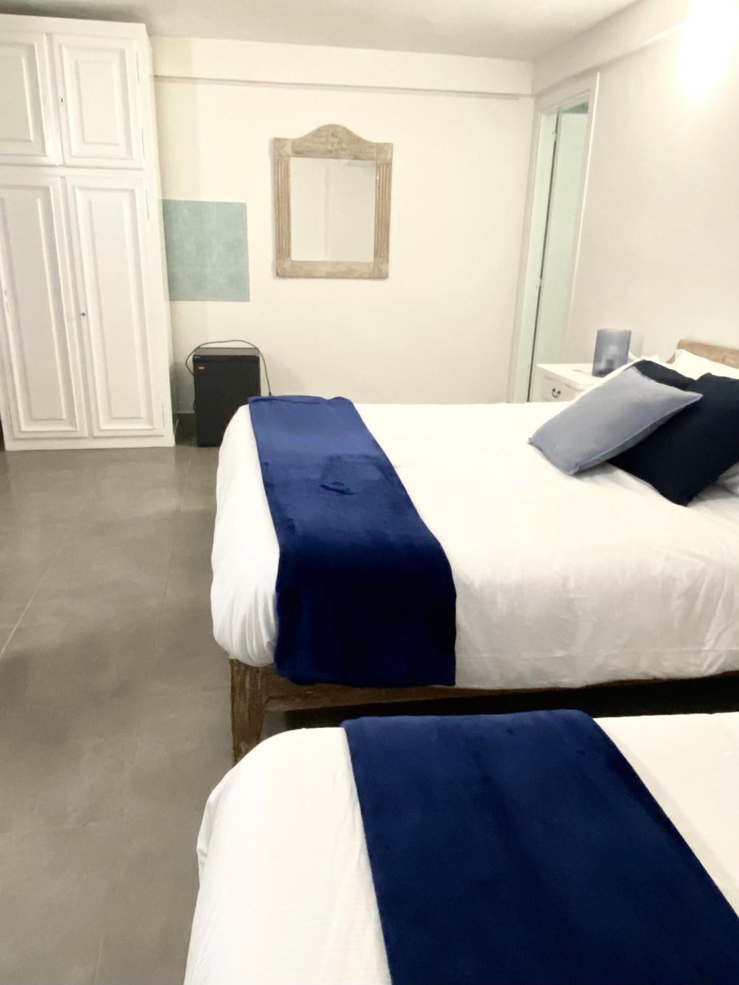 Cala Reale Rooms Marinella 马里内拉 外观 照片